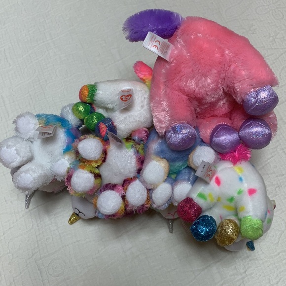 9” & 6” Ty Set of Unicorns Beanie Boo Plush - Picture 13 of 13